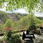 Riverside Mansion Feriehus *