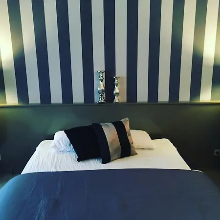 Semesterbostad Riverside Mansion La-Roche-en-Ardenne