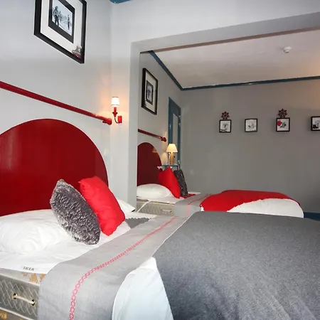 Riverside Mansion Semesterbostad *